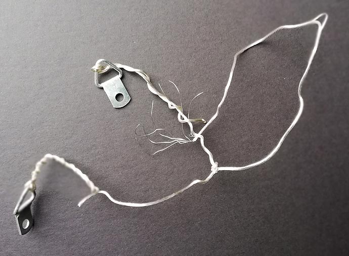 failure-of-small-Plastic-Coated-Stainless-Steel-Wire